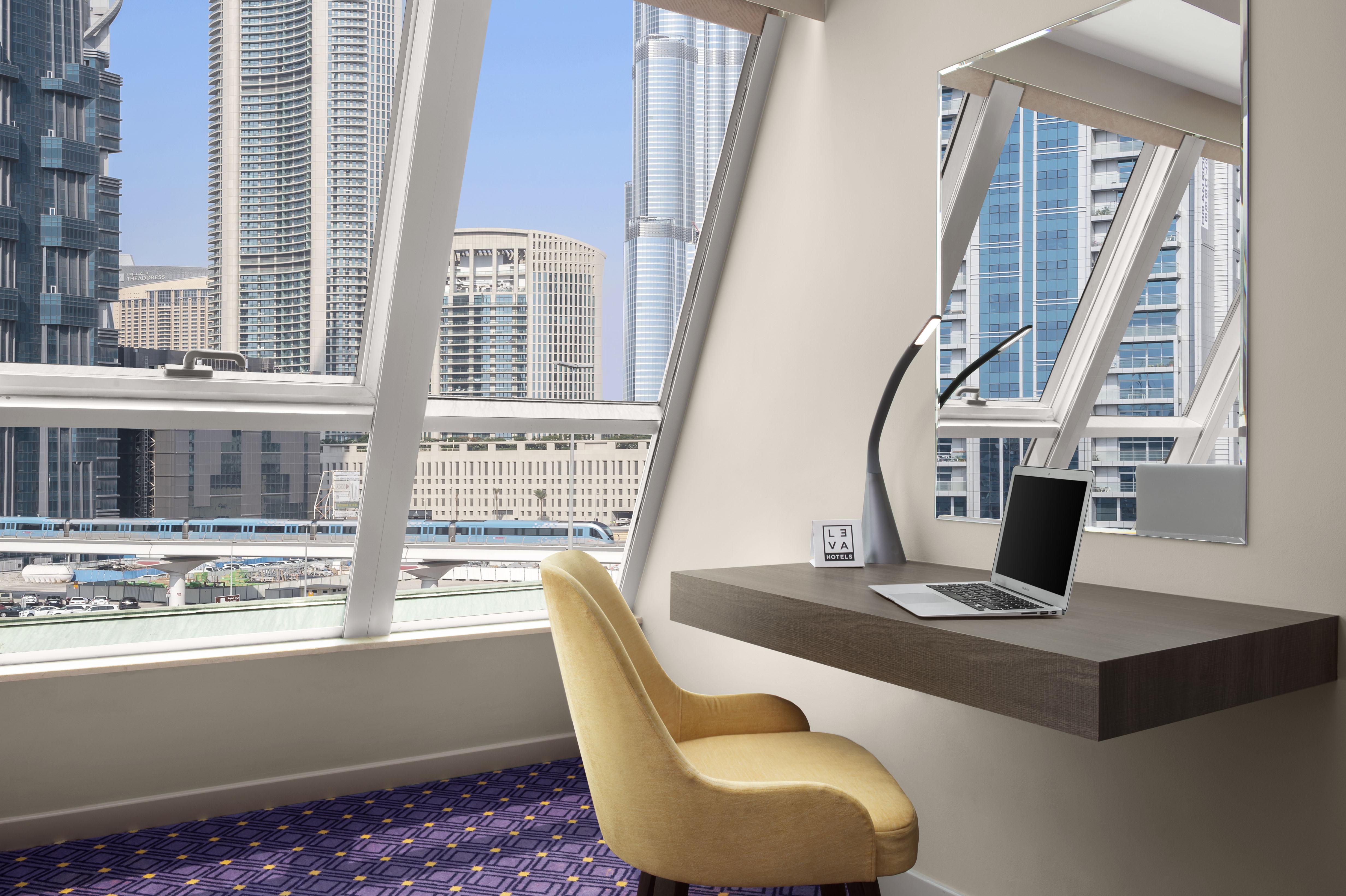 Leva Hotel Mazaya Centre 迪拜 外观 照片