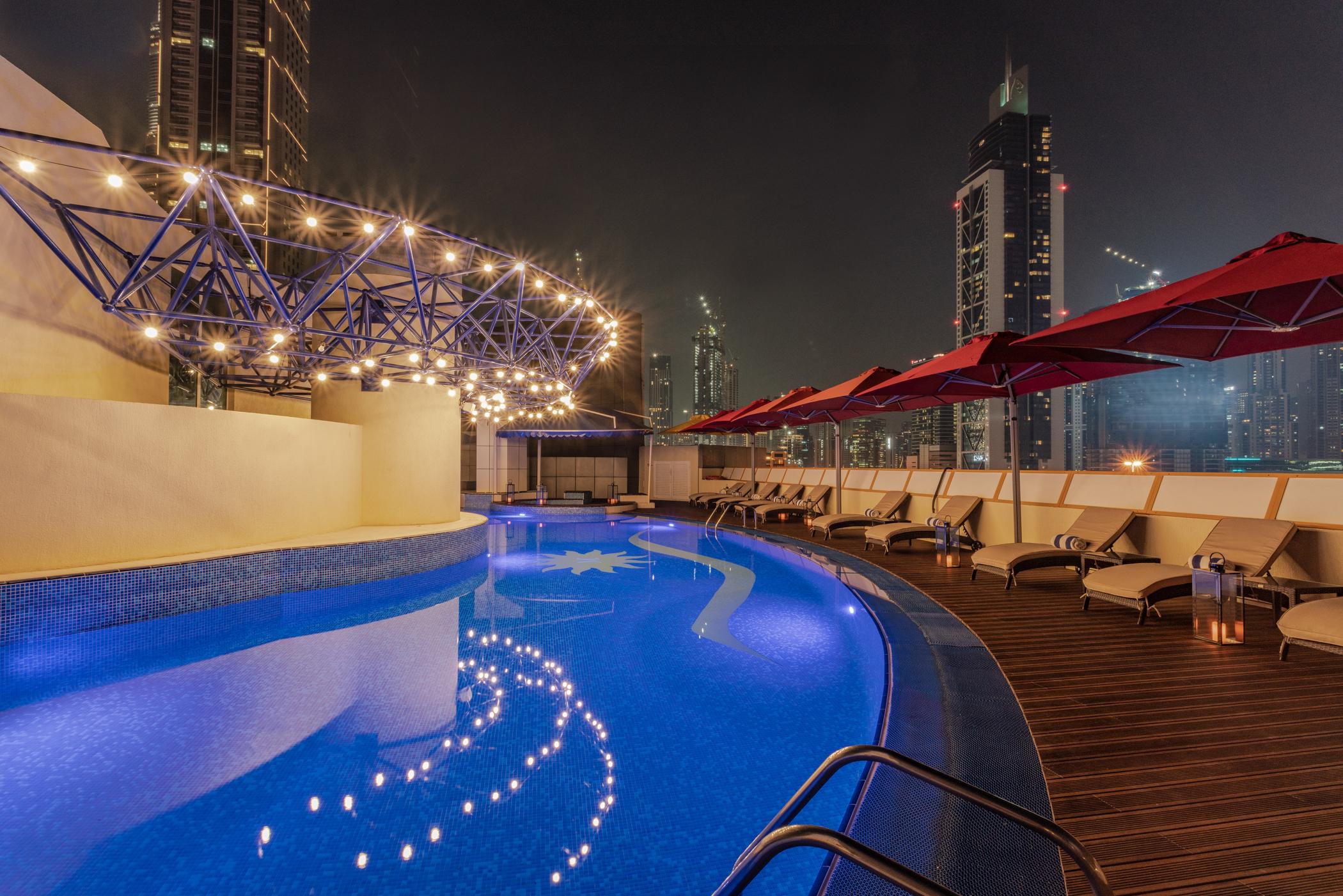 Leva Hotel Mazaya Centre 迪拜 外观 照片